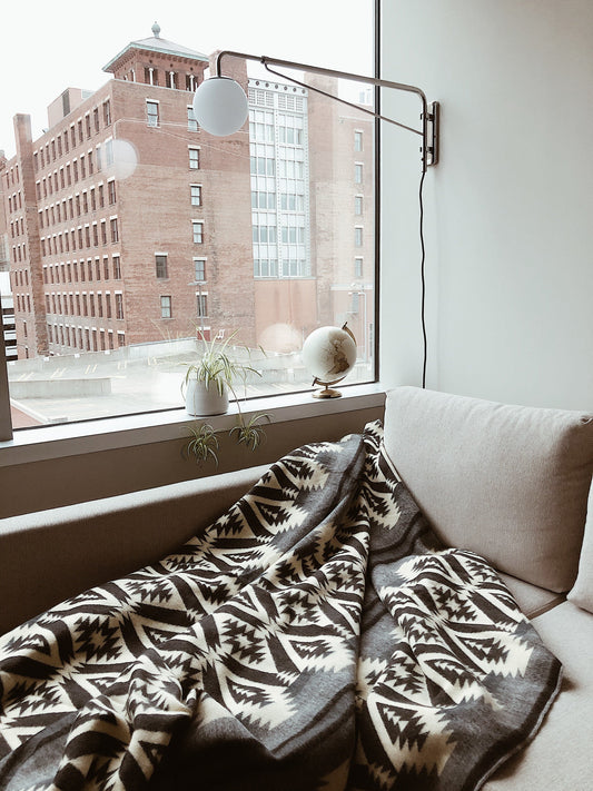 Quichua Blanket - Greyscale